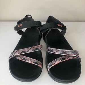 Teva Vera Aztec Embroidered Strap Waterproof Sandals 9